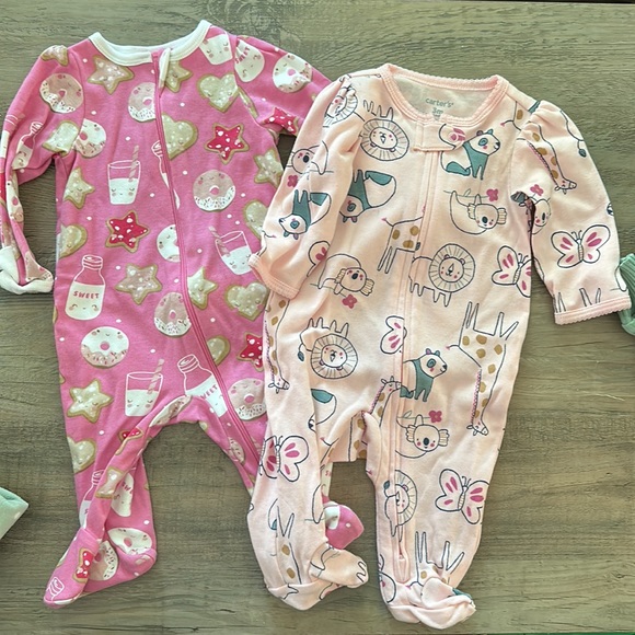 6 SLEEPERS 0-3 MONTHS - Picture 3 of 4